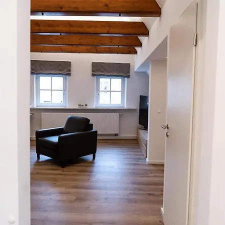 - - Wohnraum Auf Zeit Apartament