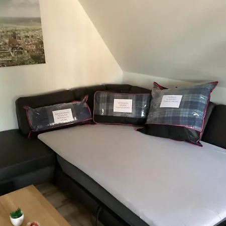 - - Wohnraum Auf Zeit Apartament